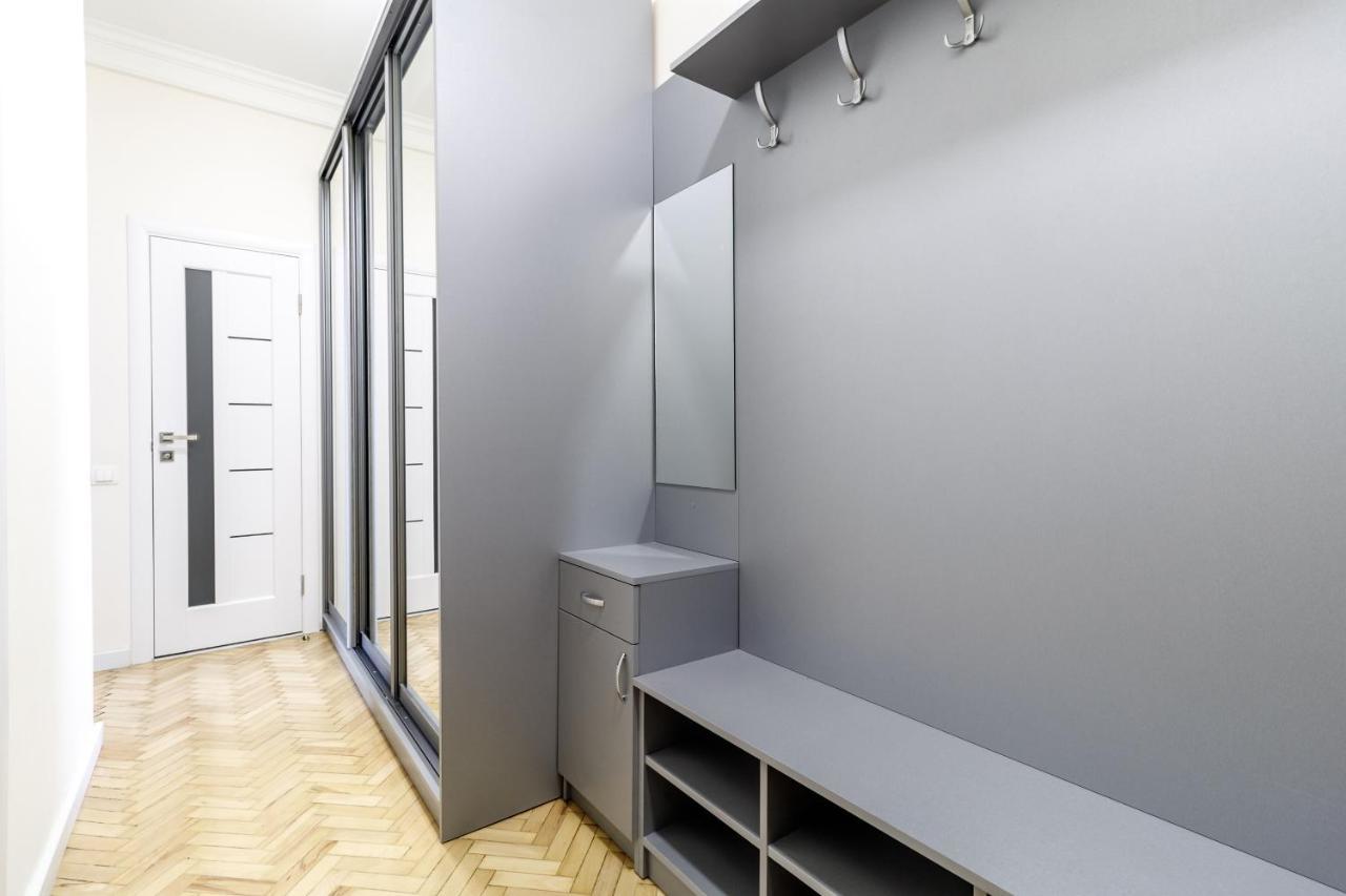 Inshiapartments On Liberty Avenue Leopoli Esterno foto